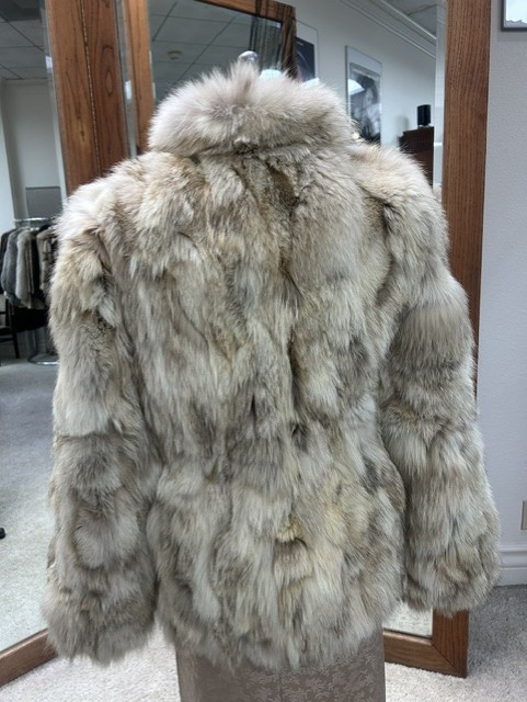 Back of pre-owned coyote fur pieces jacket #0003 UNK